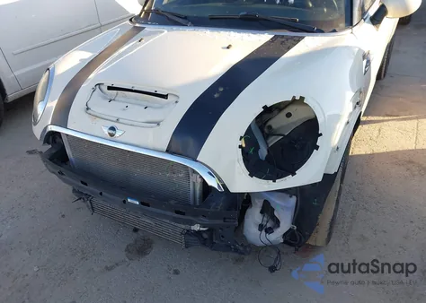 2011 Mini Cooper S z USA, uszkodzony, nr VIN WMWZP3C58BT249351